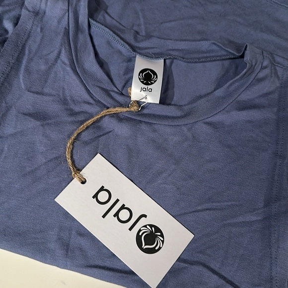 Jala Muscle Tank Top - Picture 2 of 8